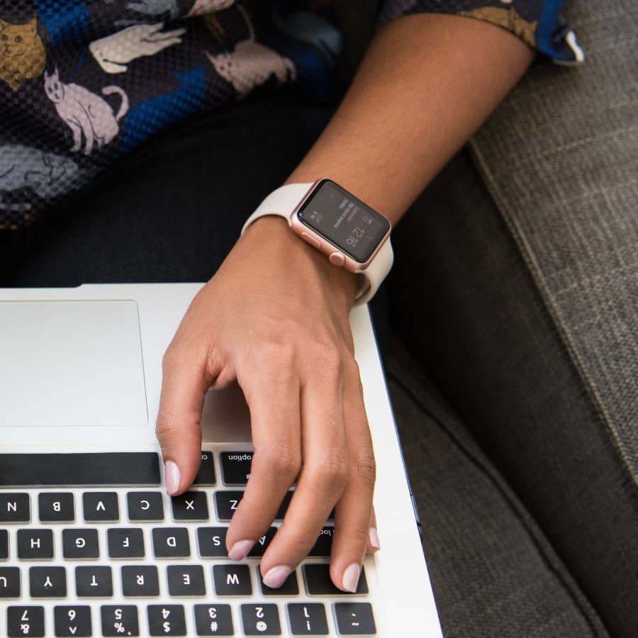 bezovy reminek na apple watch