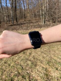 cerny silikonovy reminek na apple watch