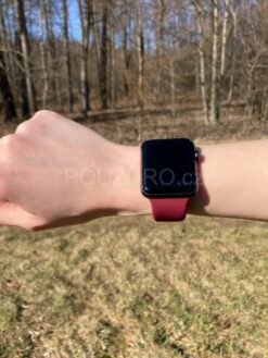 cerveny silikonovy reminek na apple watch 41