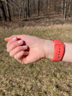 lososovy reminek na apple watch