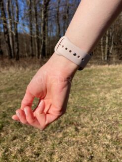 silikonovy bezovy reminek na apple watch 38 40 41 mm