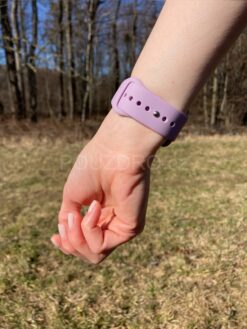 silikonovy fialovy reminek na apple watch 38
