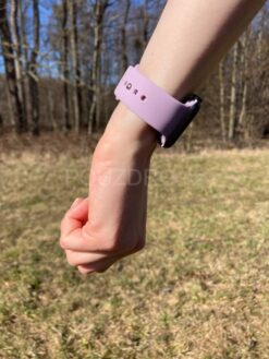 silikonovy fialovy reminek na apple watch 45
