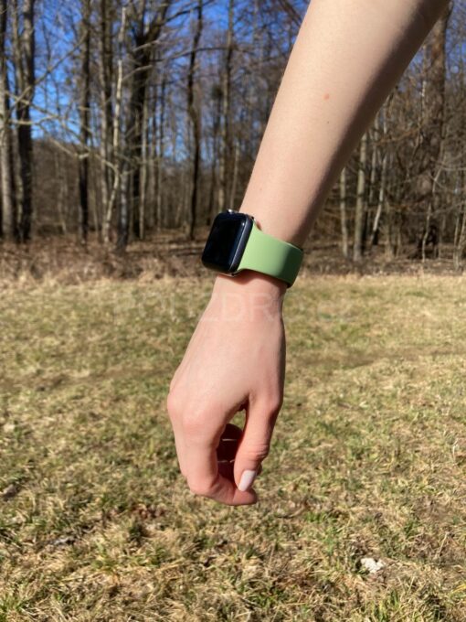 zelene silikonove reminky na apple watch 45 mm